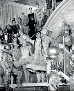 Советский диафильм 1960 года предсказал, каким будет 2017 год