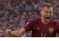 Видео: гол Березуцкого в ворота Англии на Евро-2016